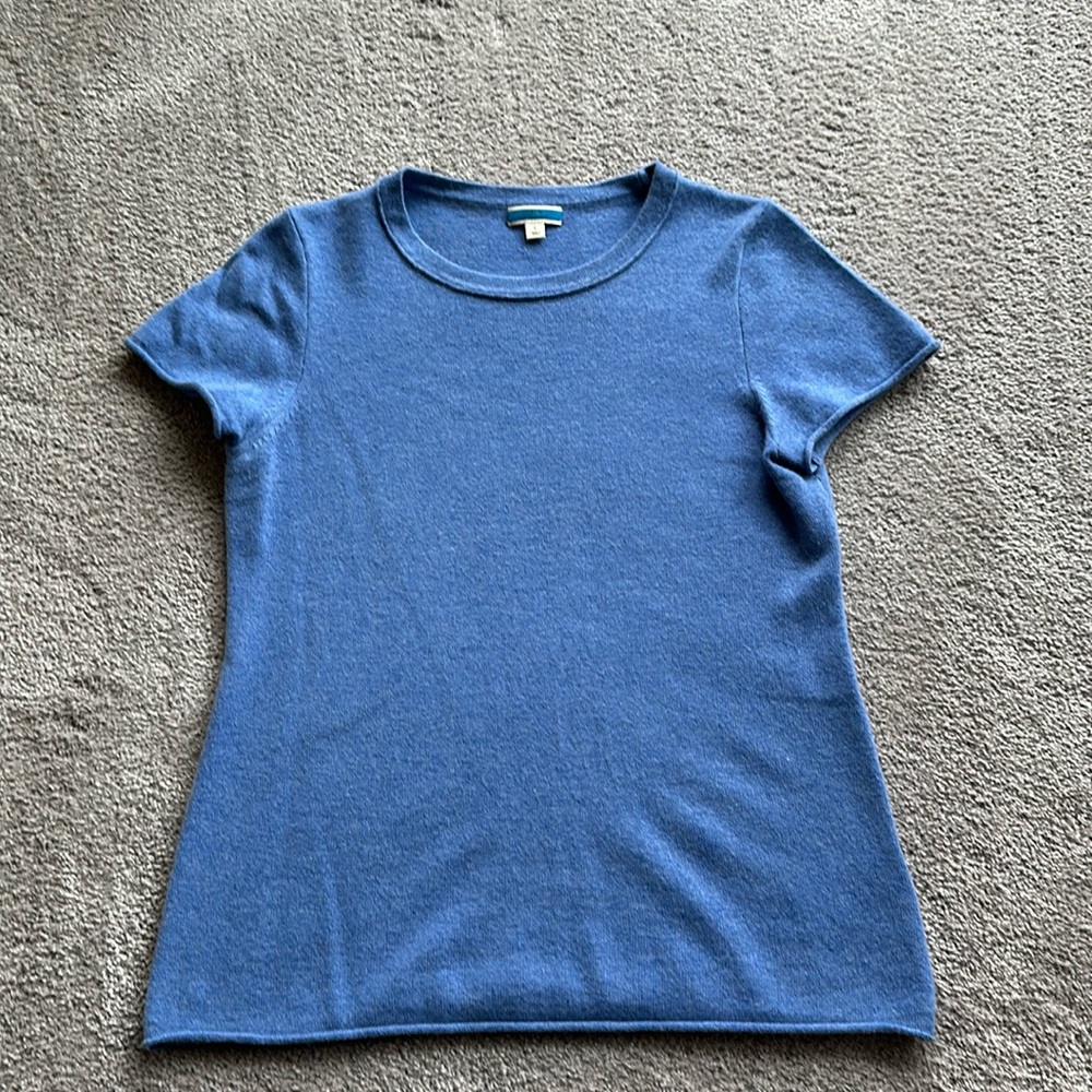 Relaxed Cashmere t- shirt- worn once